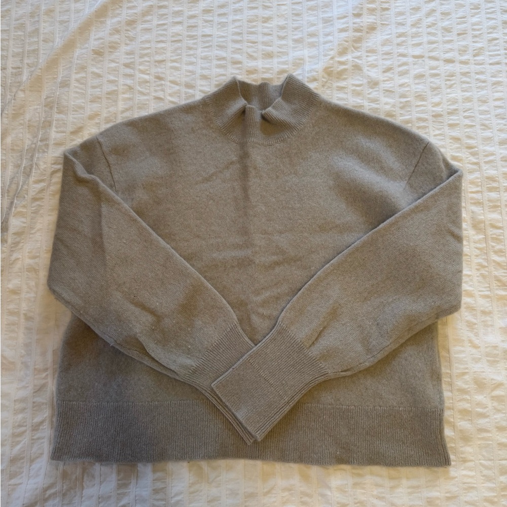 DSTLD 100% cashmere Sweater in Light blueGray